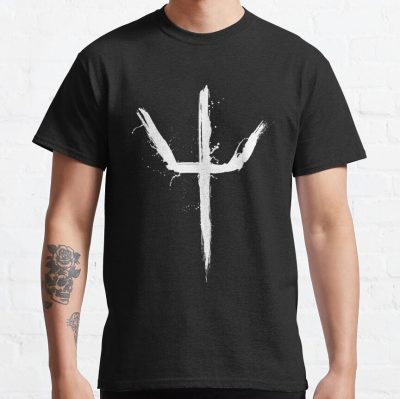 Galatea Raki Deneve Claymore Fan T-shirt